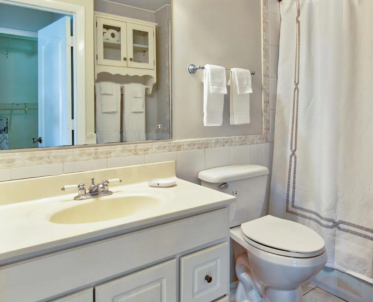 Private Beach Lagoons Montego Bay Apartment